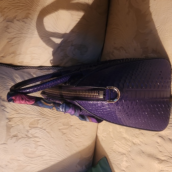 Bags - Picture 2 of 4